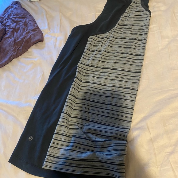 Lululemon bundle - Picture 6 of 6